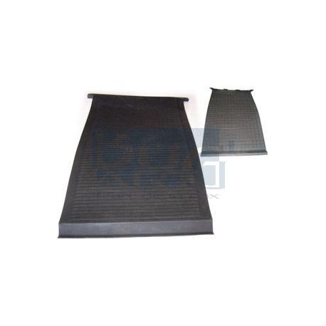 TAPIS ENTRE SIEGES AVANT 68-79